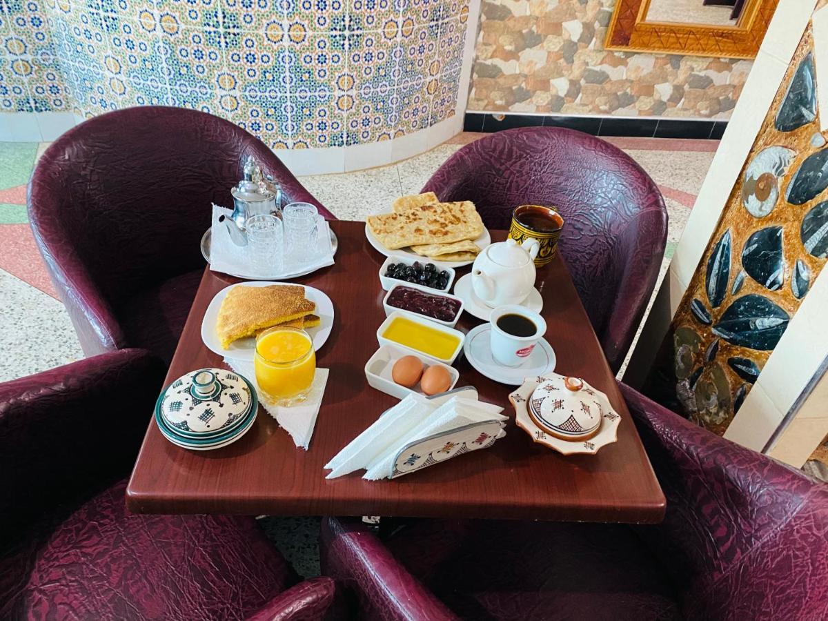 Motel Ain Mersa Ifrane  Extérieur photo